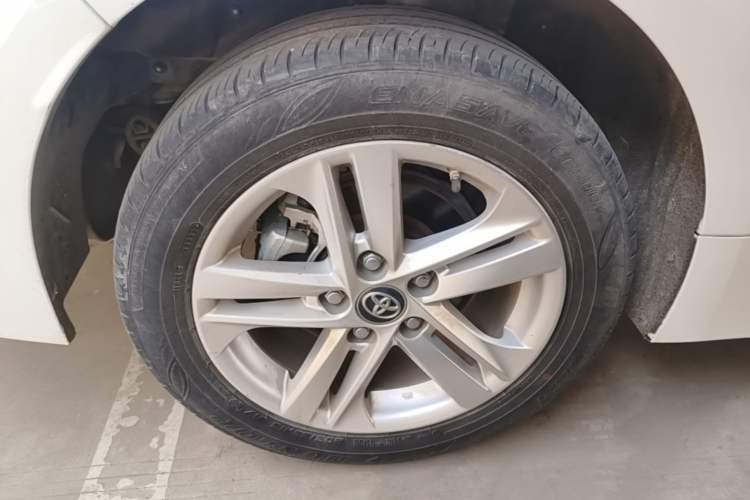Used Toyota Levin 2022 185T CVT Luxury Edition Right Rear Wheel Hub