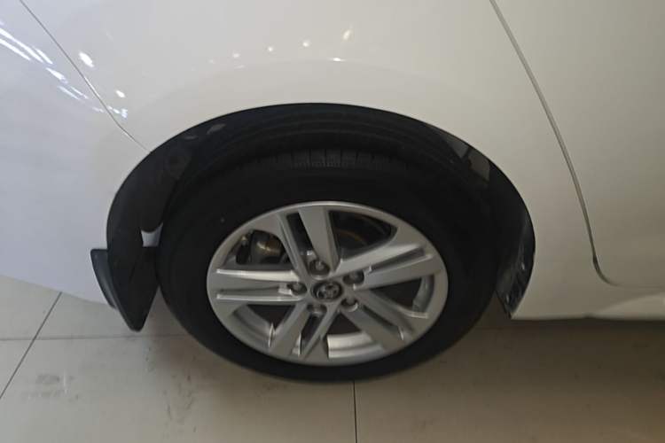 Used Toyota Levin 2022 185T CVT Luxury Edition Right Rear Wheel Hub