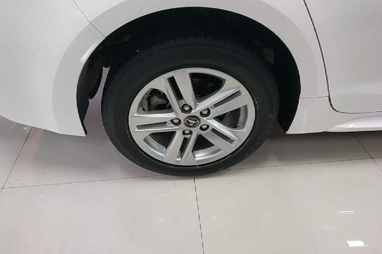 Used Toyota Levin 2022 185T CVT Luxury Edition Right Rear Wheel Hub