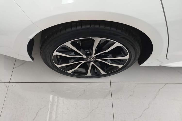 Used Toyota Levin 2022 185T CVT Sport Edition Right Rear Wheel Hub