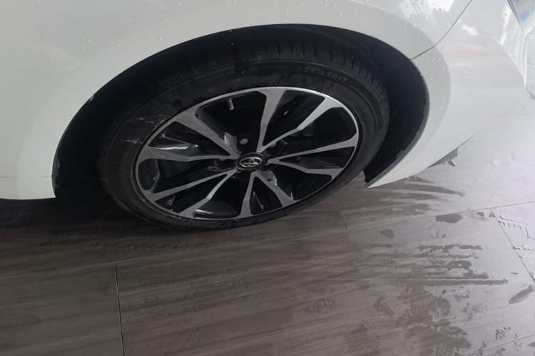 Used Toyota Levin 2022 185T CVT Sport Edition Right Rear Wheel Hub