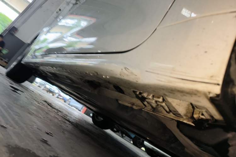 Used Toyota Levin 2022 Dual-Engine 1.8H E-CVT Luxury Edition Right Side Sill