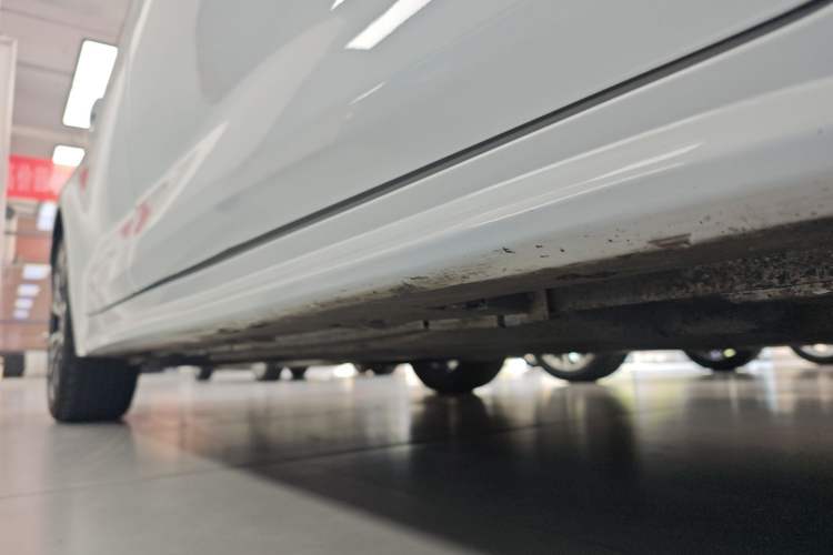Used Toyota Levin 2022 185T CVT Sport Edition Right Side Sill