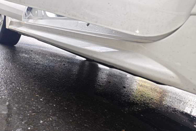 Used Toyota Levin 2022 185T CVT Luxury Edition Right Side Sill