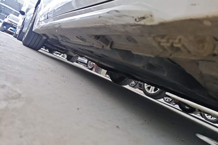 Used Toyota Levin 2022 Facelift TNGA 1.5L CVT Progressive Edition Right Side Sill