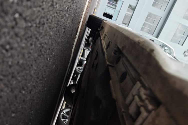Used Toyota Levin 2022 185T CVT Luxury Edition Right Side Sill