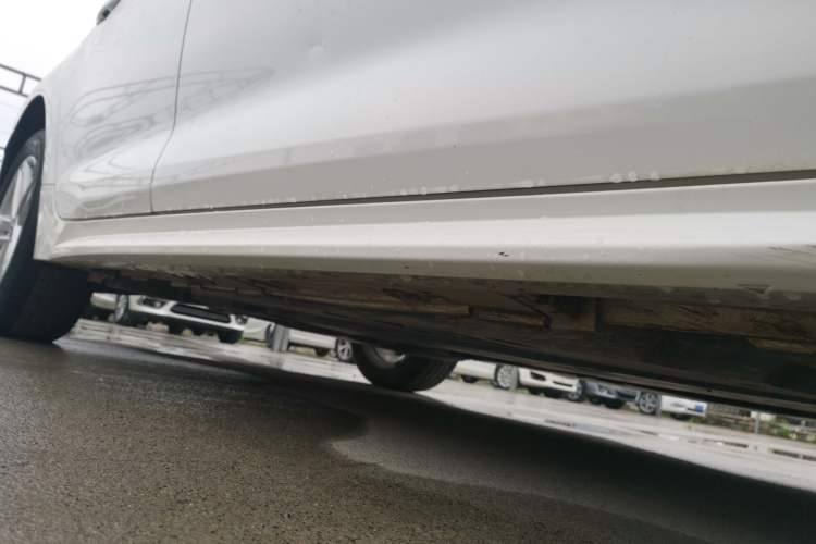 Used Toyota Levin 2022 Dual-Motor 1.8H E-CVT Leading Edition Right Side Sill
