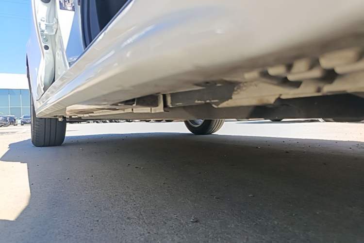 Used Toyota Levin 2022 185T CVT Luxury Edition Right Side Sill