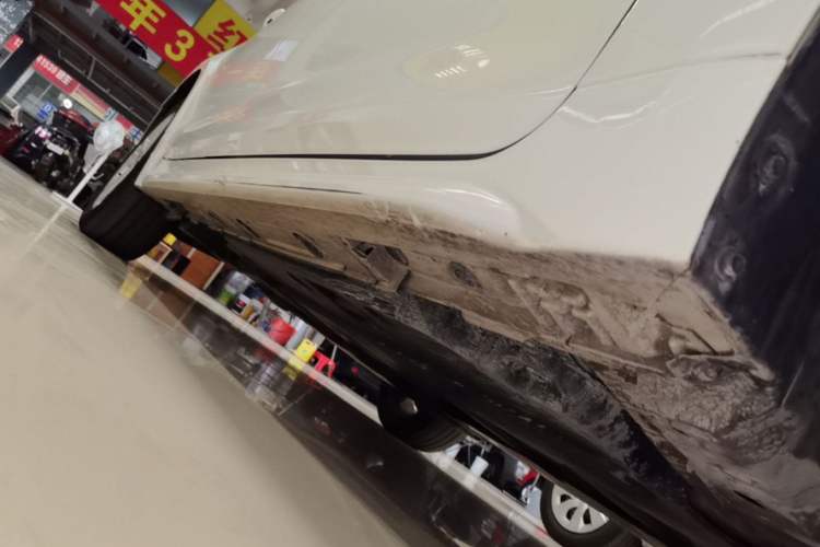 Used Toyota Levin 2022 Dual-Engine 1.8H E-CVT Luxury Edition Right Side Sill