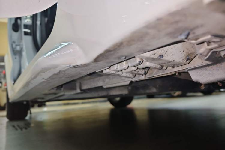 Used Toyota Levin 2022 Dual-Motor 1.8H E-CVT Progressive Edition Right Side Sill