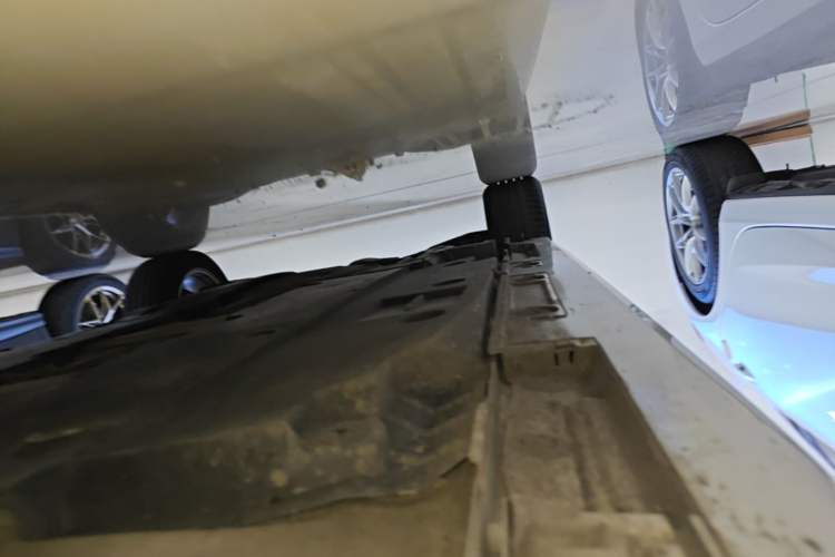 Used Toyota Levin 2022 185T CVT Luxury Edition Right Side Sill