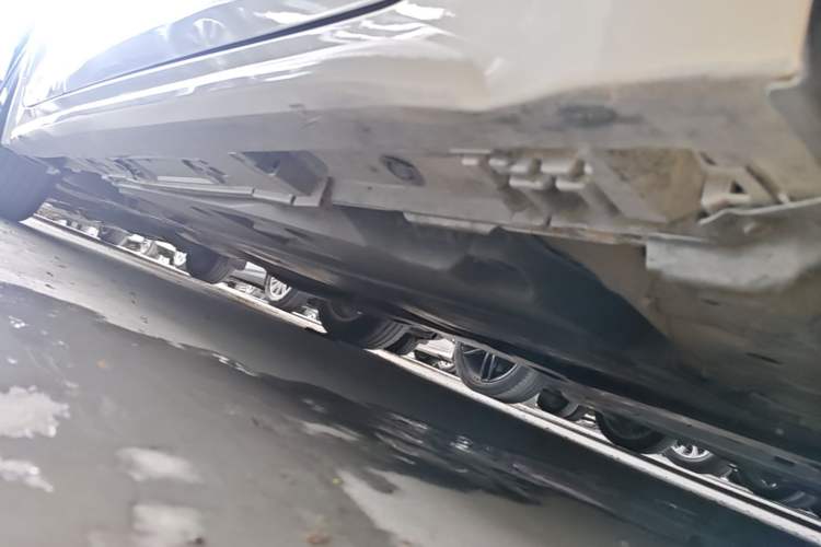 Used Toyota Levin 2022 Facelift TNGA 1.5L CVT Progressive Edition Right Side Sill