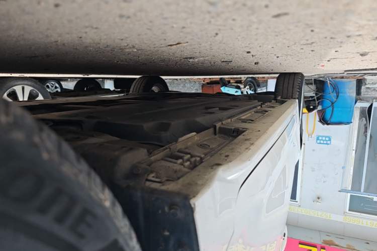 Used Toyota Levin 2022 Dual-Engine 1.8H E-CVT Luxury Edition Right Side Sill