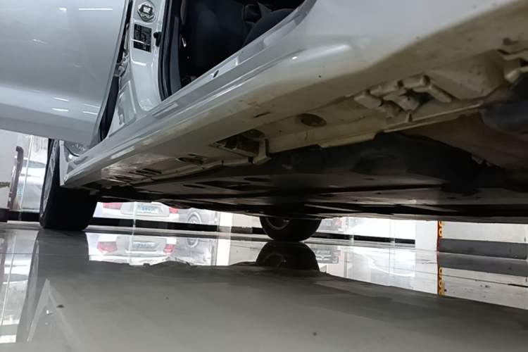 Used Toyota Levin 2022 Dual-Engine 1.8H E-CVT Luxury Edition Right Side Sill