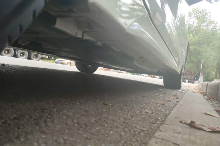 Used Toyota Levin 2022 Dual-Engine 1.8H E-CVT Luxury Edition Right Side Sill