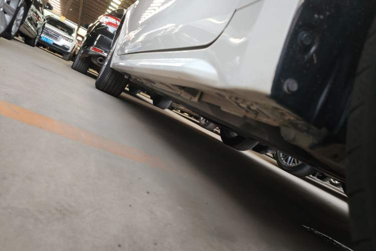 Used Toyota Levin 2022 185T CVT Luxury Edition Right Side Sill
