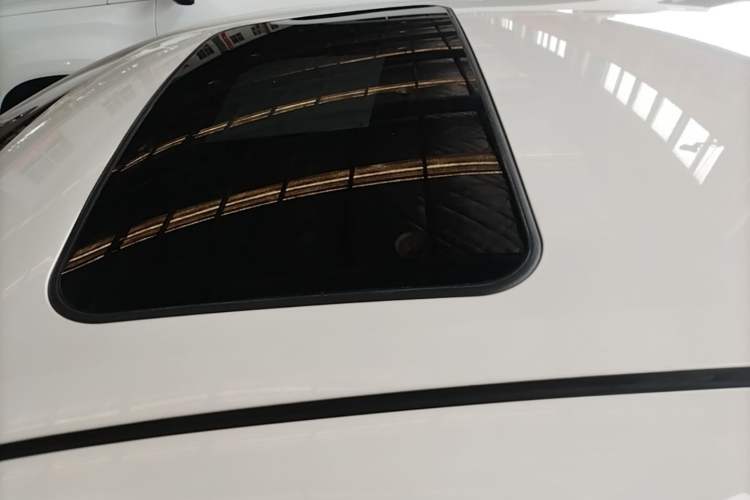 Used Toyota Levin 2022 Dual-Engine 1.8H E-CVT Luxury Edition Roof