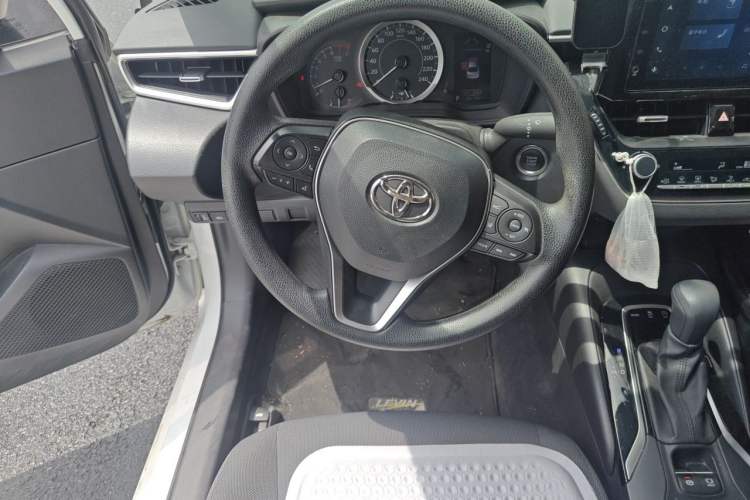 Used Toyota Levin 2022 185T CVT Luxury Edition Steering Wheel