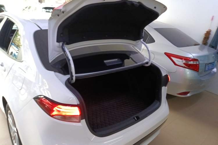 Used Toyota Levin 2022 Dual-Engine 1.8H E-CVT Luxury Edition Trunk