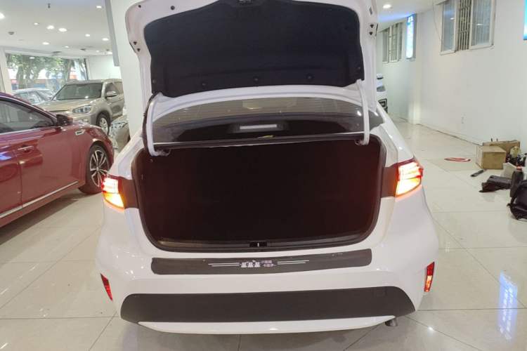 Used Toyota Levin 2022 Dual-Motor 1.8H E-CVT Progressive Edition Trunk