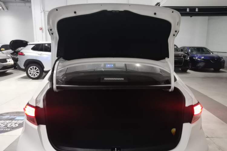 Used Toyota Levin 2022 Dual-Motor 1.8H E-CVT Progressive Edition Trunk