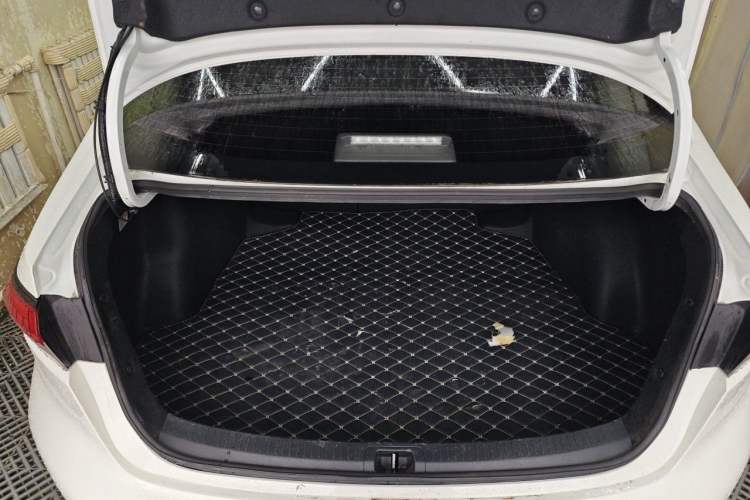 Used Toyota Levin 2022 Dual-Motor 1.8H E-CVT Leading Edition Trunk
