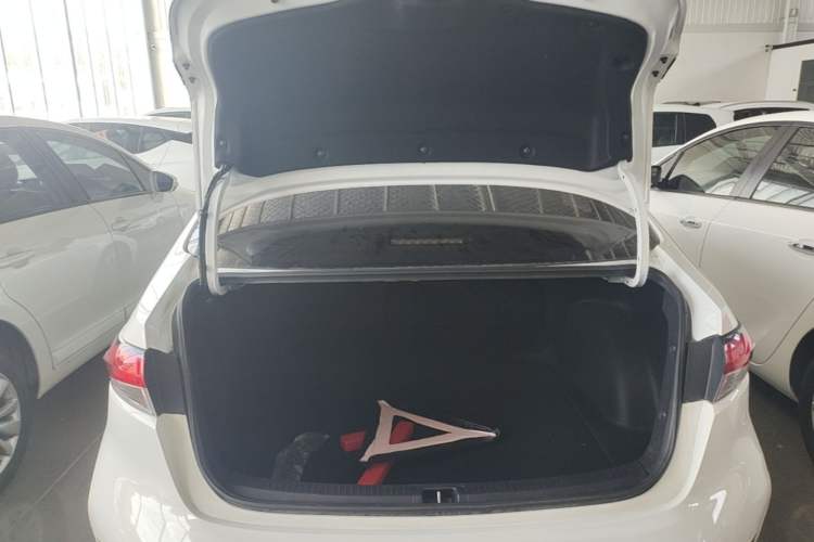 Used Toyota Levin 2022 Dual-Motor 1.8H E-CVT Sport Edition Trunk
