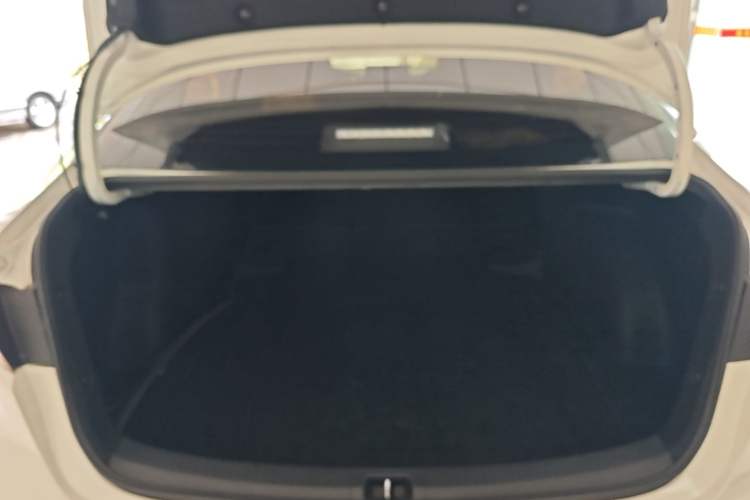 Used Toyota Levin 2022 185T CVT Luxury Edition Trunk