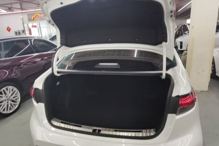 Used Toyota Levin 2022 Dual-Engine 1.8H E-CVT Luxury Edition Trunk