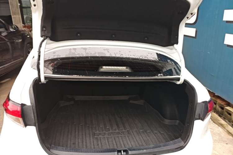 Used Toyota Levin 2022 Dual-Motor 1.8H E-CVT Leading Edition Trunk