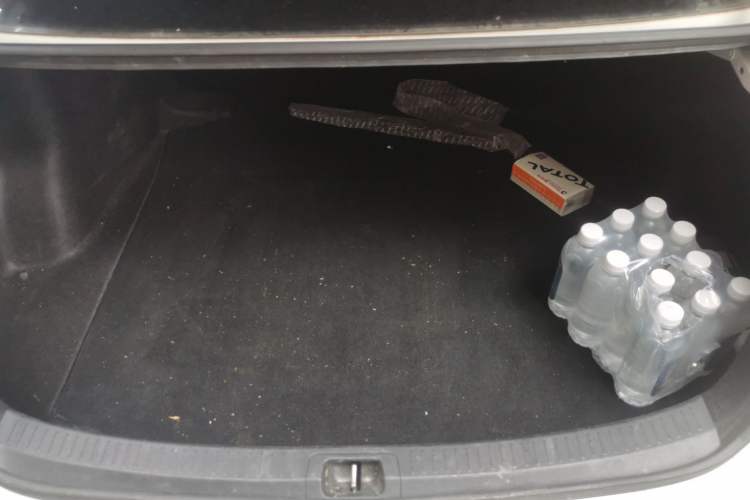 Used Toyota Levin 2022 Dual-Engine 1.8H E-CVT Luxury Edition Trunk
