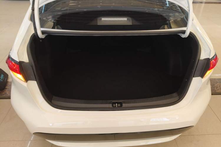 Used Toyota Levin 2022 185T CVT Luxury Edition Trunk