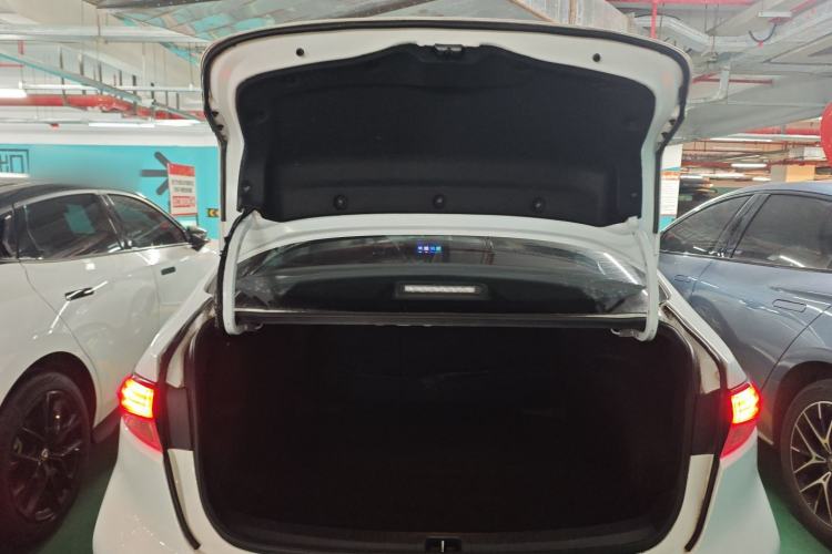 Used Toyota Levin 2022 Dual-Motor 1.8H E-CVT Progressive Edition Trunk