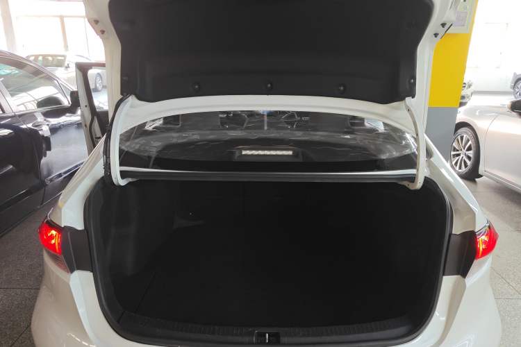 Used Toyota Levin 2022 185T CVT Luxury Edition Trunk