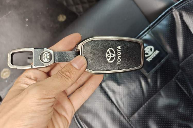 Used Toyota Levin 2022 Dual-Motor 1.8H E-CVT Sport Edition Vehicle Key