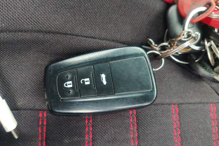 Used Toyota Levin 2022 Dual-Motor 1.8H E-CVT Progressive Edition Vehicle Key