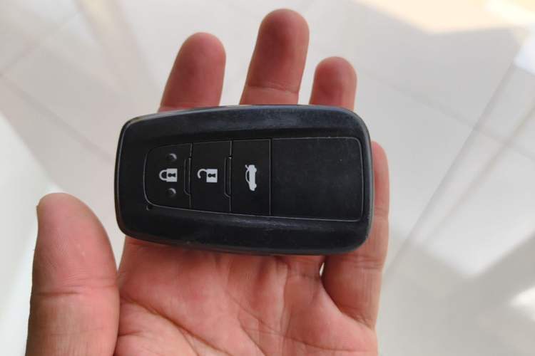 Used Toyota Levin 2022 TNGA 1.5L CVT Luxury Edition Vehicle Key
