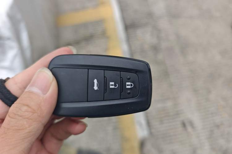 Used Toyota Levin 2022 Dual-Motor 1.8H E-CVT Sport Edition Vehicle Key