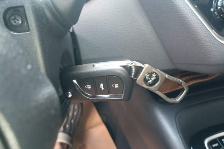 Used Toyota Levin 2022 Facelift TNGA 1.5L CVT Progressive Edition Vehicle Key