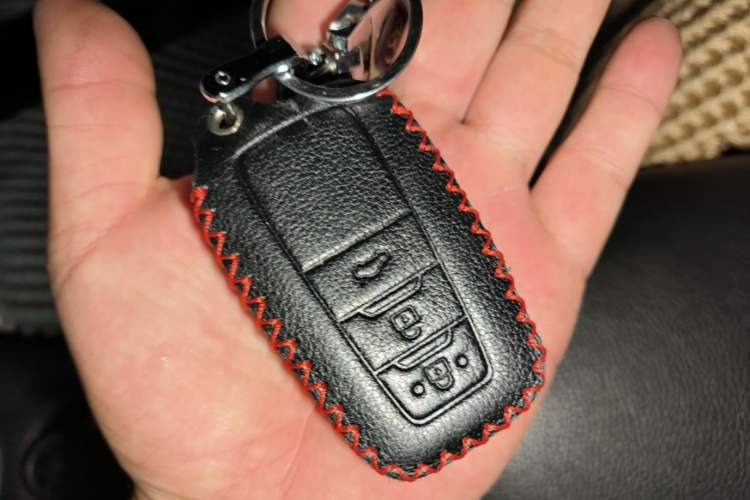 Used Toyota Levin 2022 Dual-Engine 1.8H E-CVT Luxury Edition Vehicle Key