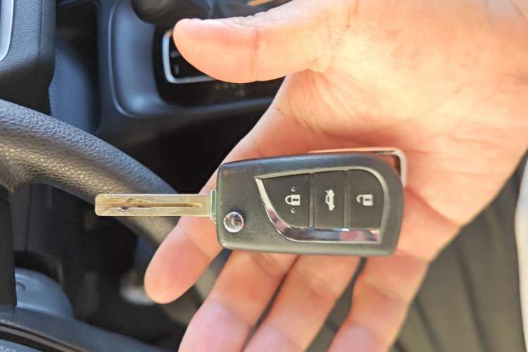 Used Toyota Levin 2022 TNGA 1.5L CVT Progressive Edition Vehicle Key