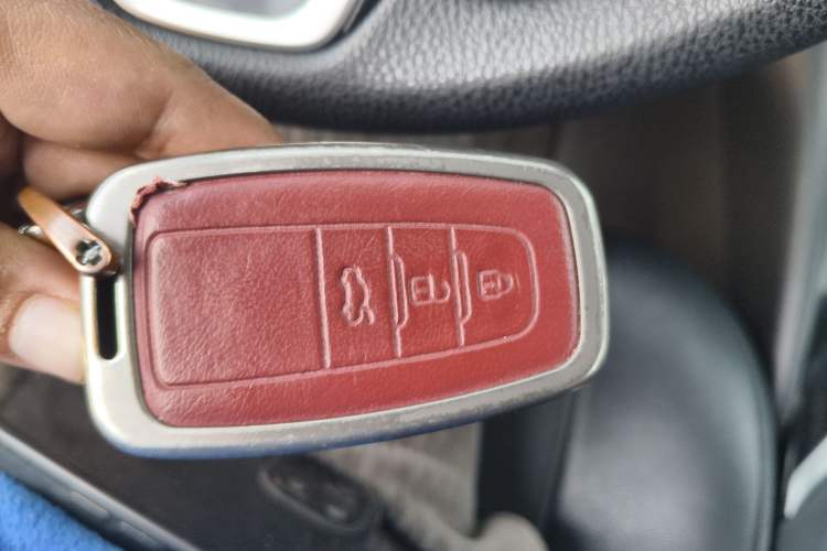Used Toyota Levin 2022 Dual-Motor 1.8H E-CVT Leading Edition Vehicle Key