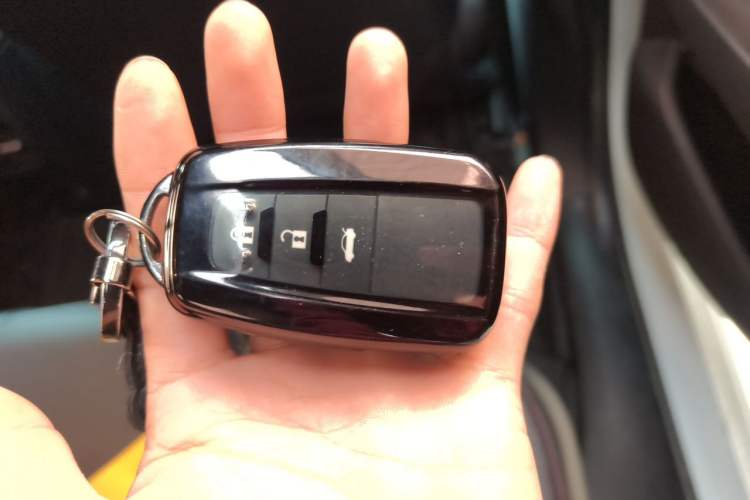 Used Toyota Levin 2022 Dual-Motor 1.8H E-CVT Sport Edition Vehicle Key