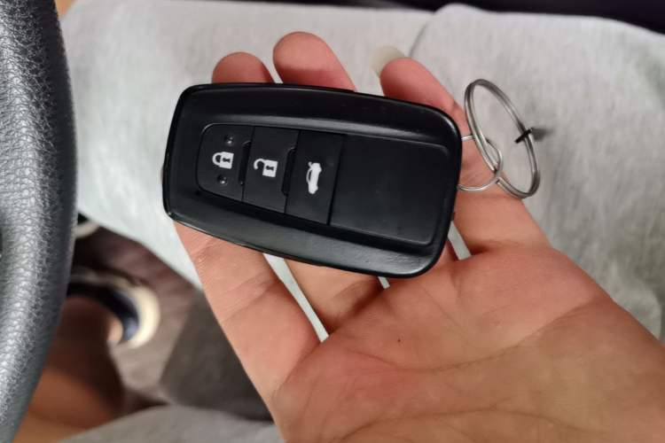 Used Toyota Levin 2022 Dual-Engine 1.8H E-CVT Luxury Edition Vehicle Key