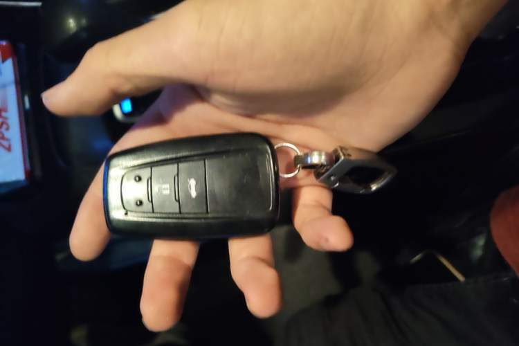Used Toyota Levin 2022 Dual-Motor 1.8H E-CVT Leading Edition Vehicle Key