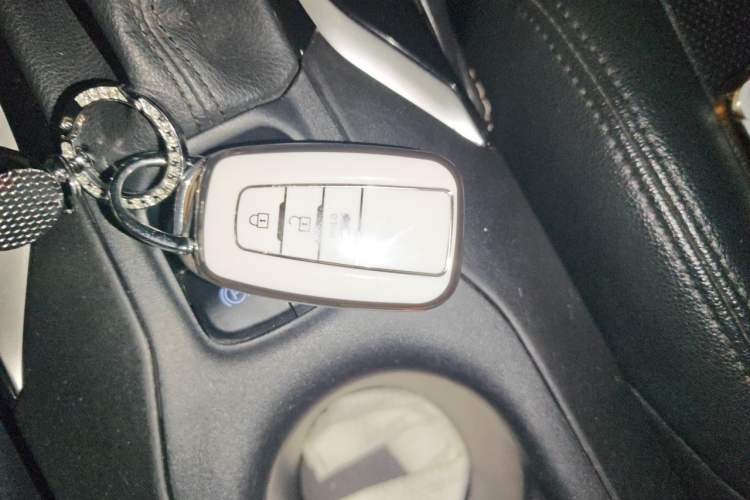 Used Toyota Levin 2022 Dual-Engine 1.8H E-CVT Luxury Edition Vehicle Key