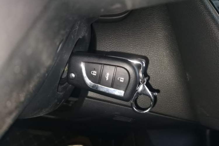 Used Toyota Levin 2022 Facelift TNGA 1.5L CVT Progressive Edition Vehicle Key