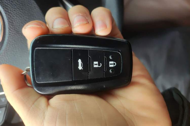 Used Toyota Levin 2022 Dual-Motor 1.8H E-CVT Leading Edition Vehicle Key