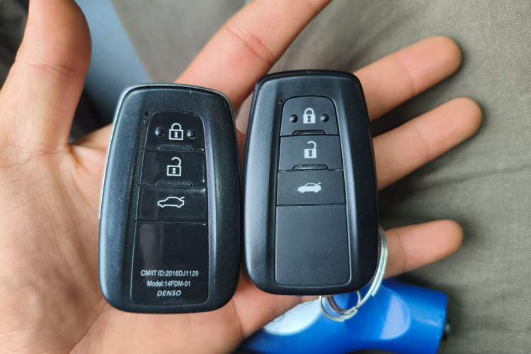Used Toyota Levin 2022 Dual-Motor 1.8H E-CVT Progressive Edition Vehicle Key