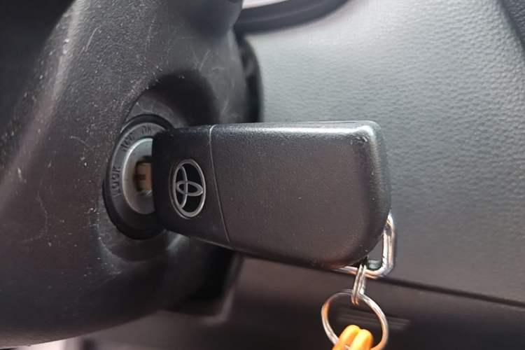 Used Toyota Levin 2022 Facelift TNGA 1.5L CVT Progressive Edition Vehicle Key